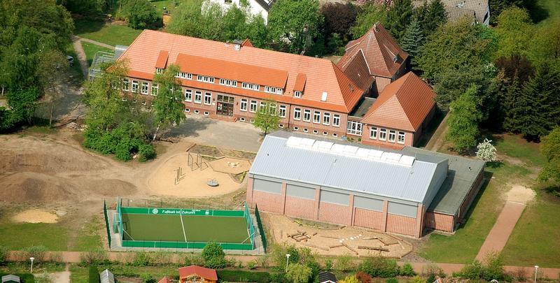Die Wilstedter Schule (Luftbild)